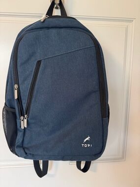 NWOT Unisex Topi Navy Backpack